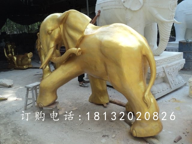 玻璃鋼仿銅大象雕塑，廣場(chǎng)動(dòng)物雕塑 (3)