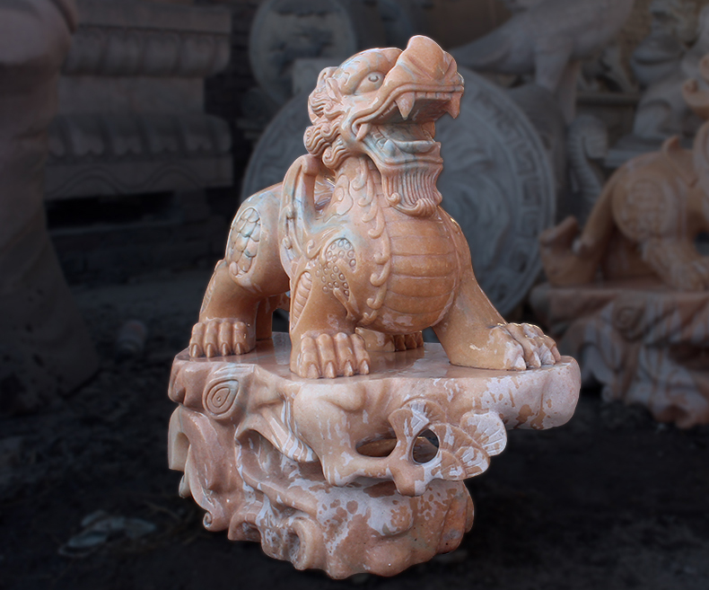 晚霞紅貔貅雕塑，招財(cái)石雕
